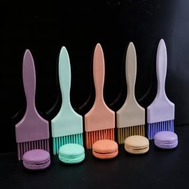 Універсальна щіточка – макаронс (колір випадковий)